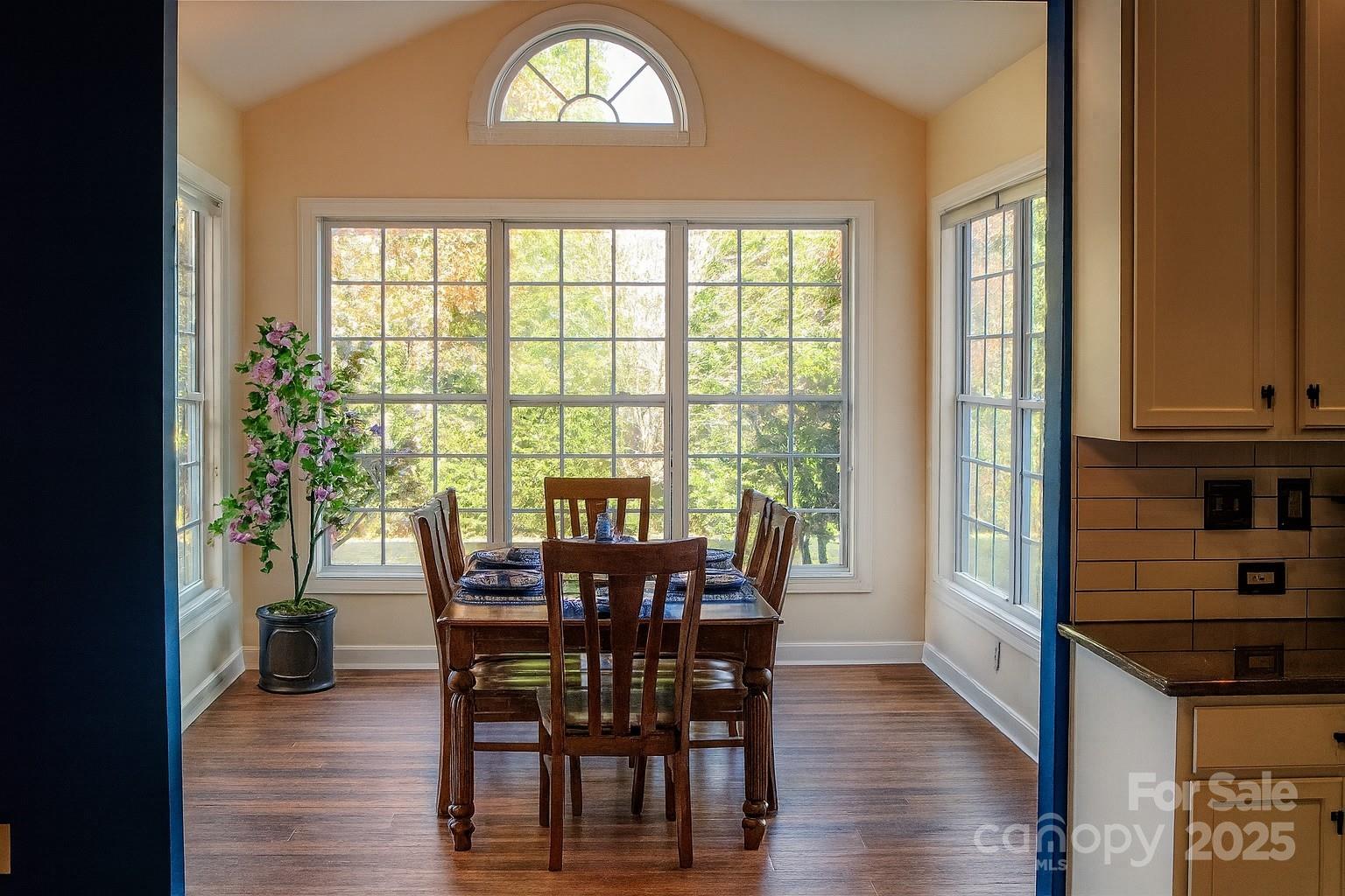 Winding Walk - Residential