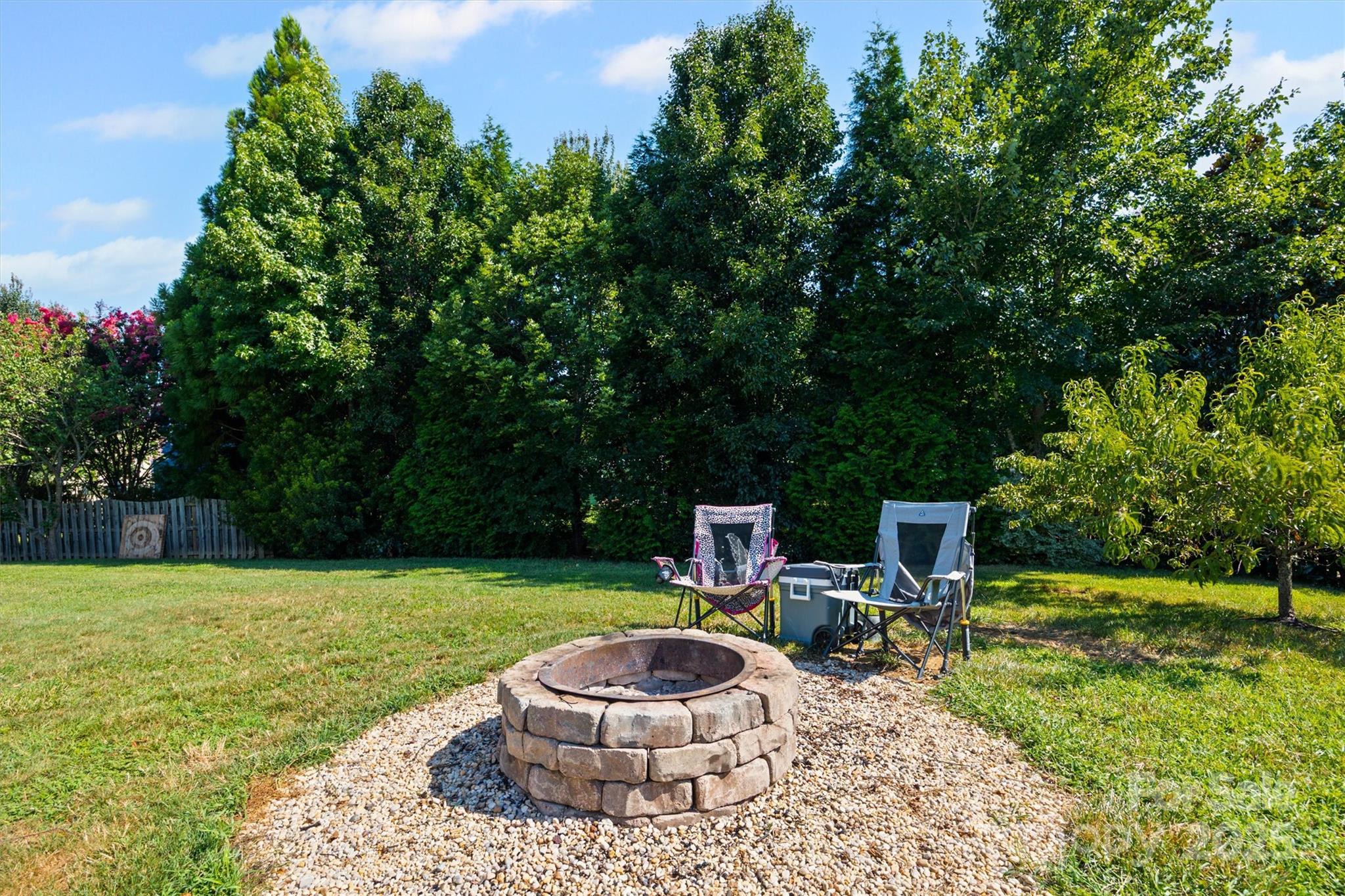 Winding Walk - Residential