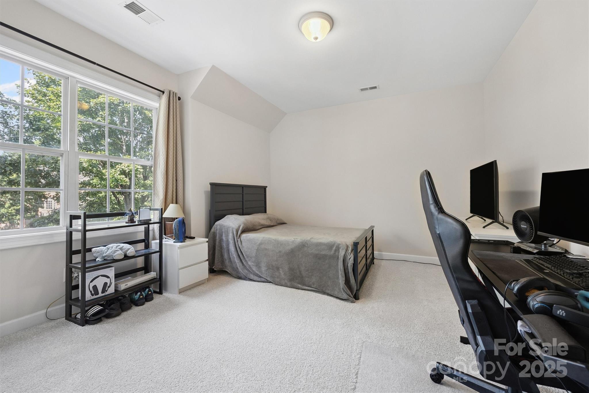 Winding Walk - Residential