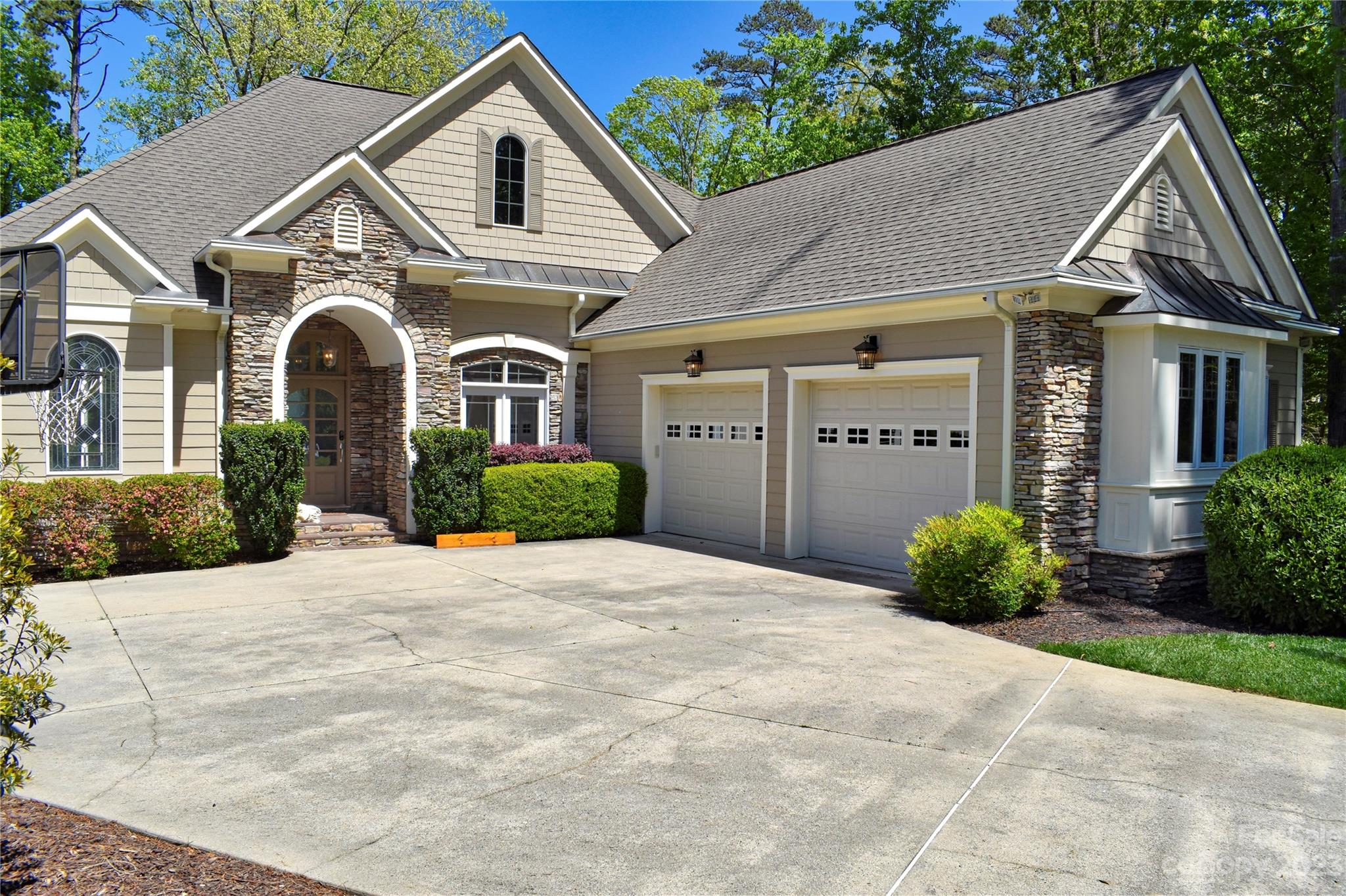 Uwharrie Point - Residential