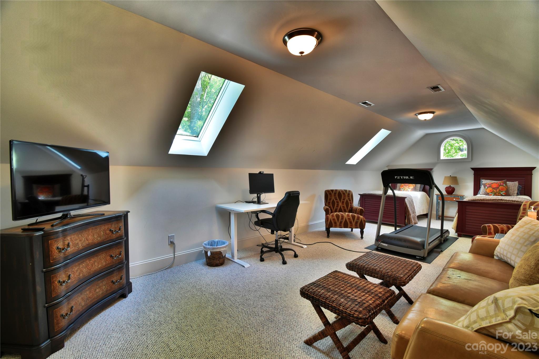 Uwharrie Point - Residential