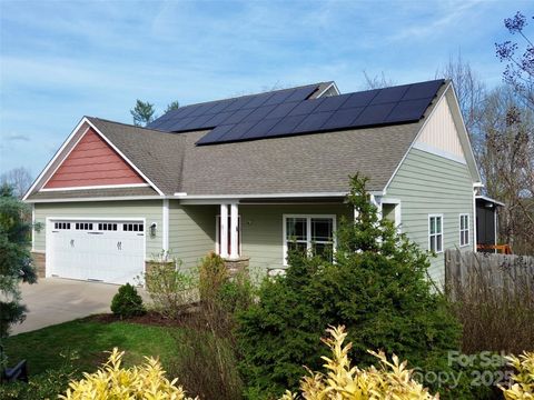 81 Salem Road Weaverville NC 28787