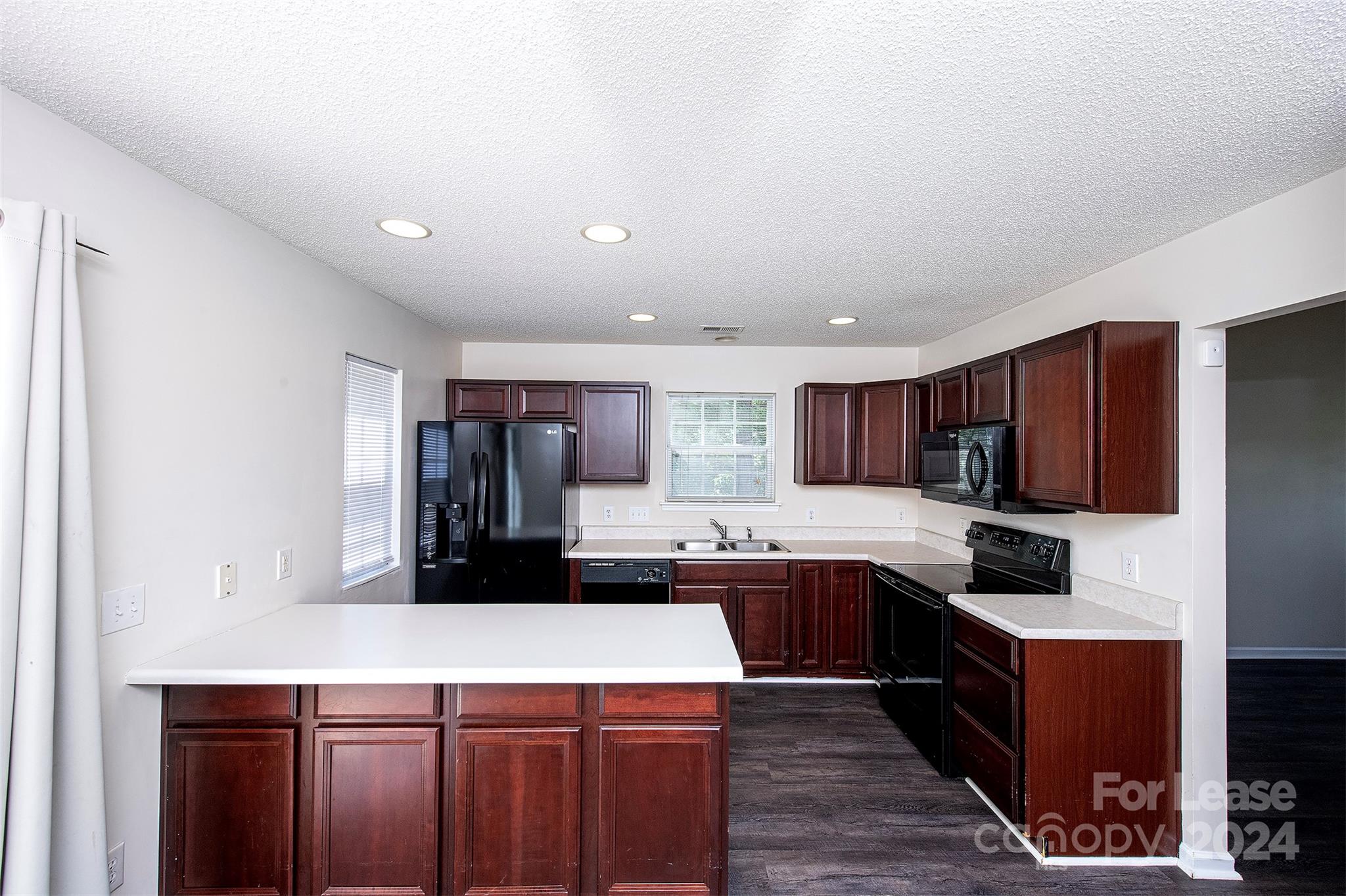 The Townes at Old Stone Crossing - Residential Lease