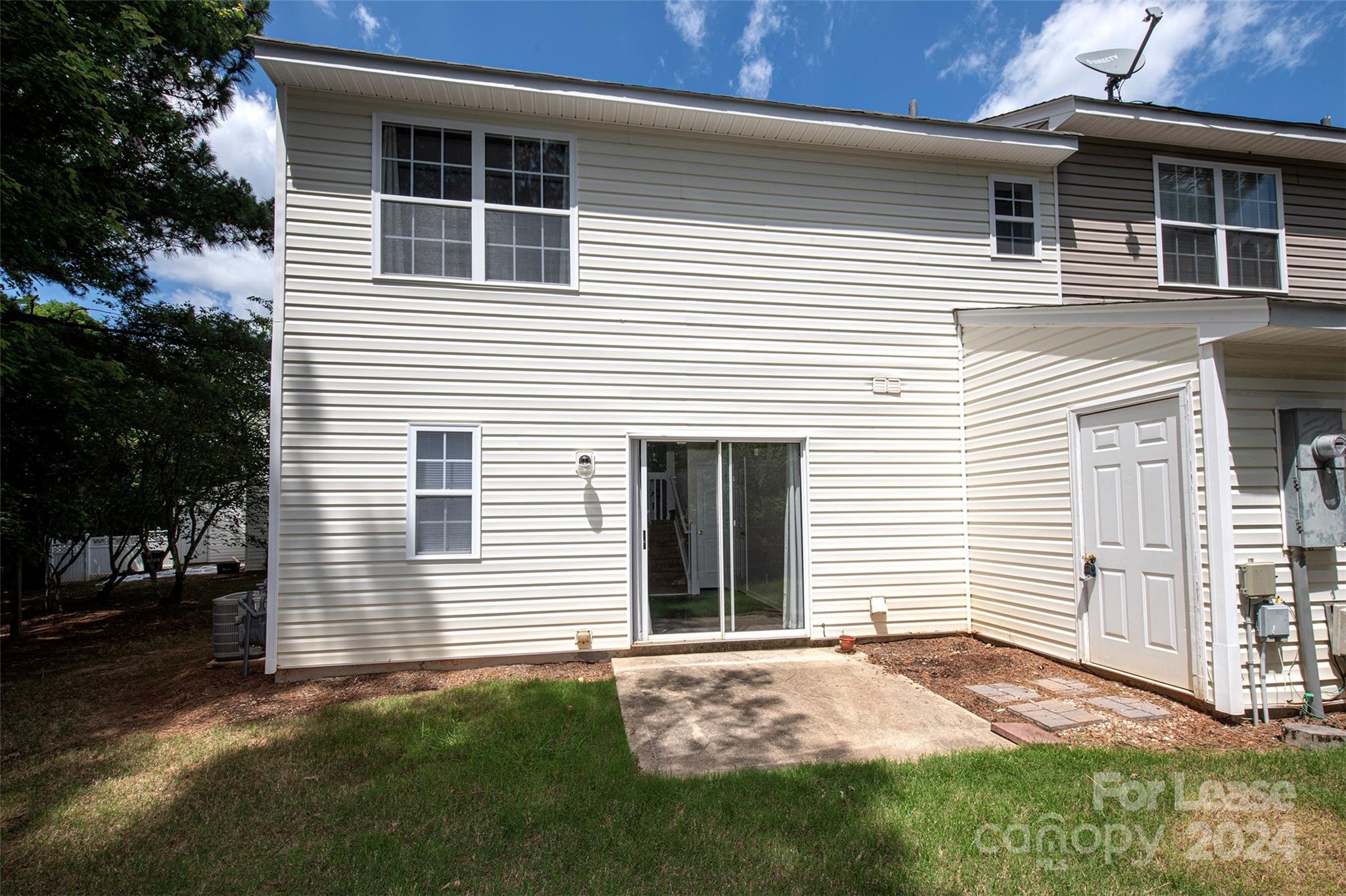 The Townes at Old Stone Crossing - Residential Lease