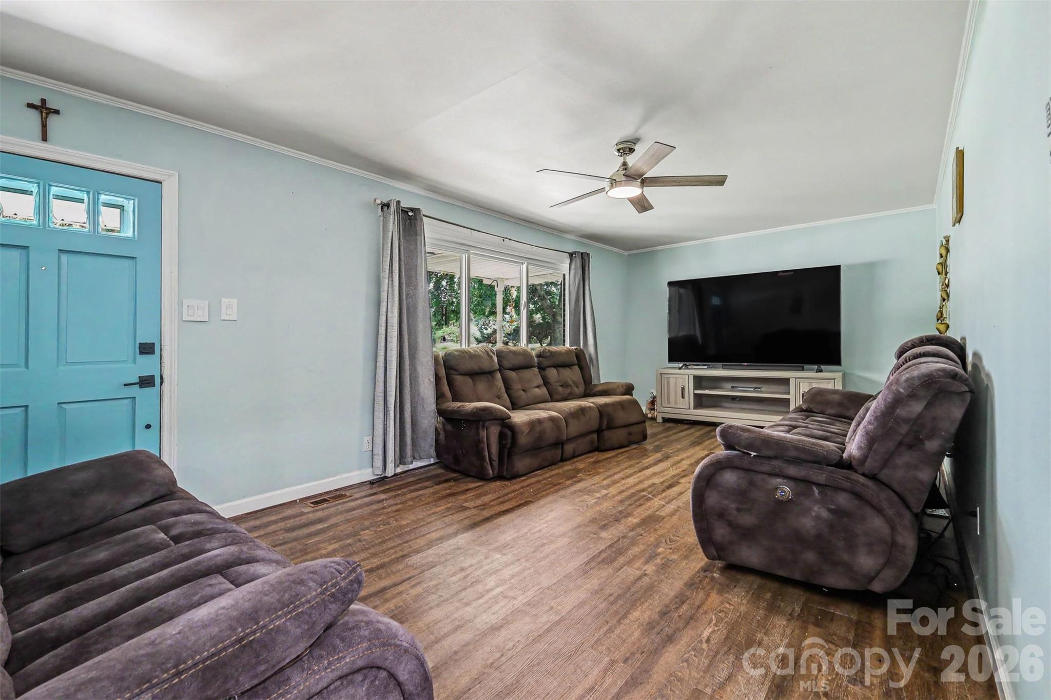 953 Twin Lakes Road