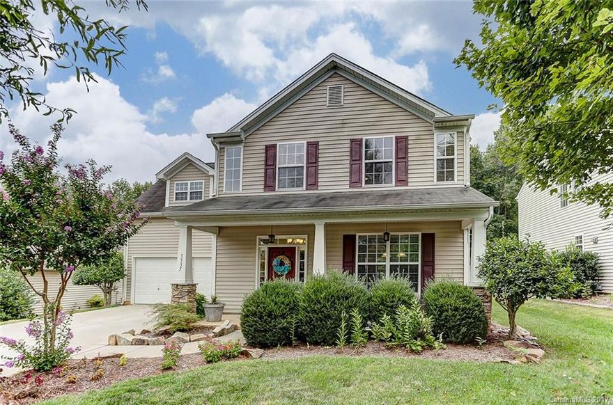 Beautiful home in Indian Land on cul de sac. Home has sweeping archways through out. Fireplace in Great room, Master bedroom has vaulted ceiling, master bath double vanity and garden tub, walk-in closet. This home back up to a wooded area. Community has spectacular amenities. Close to Ballentyne and shopping.