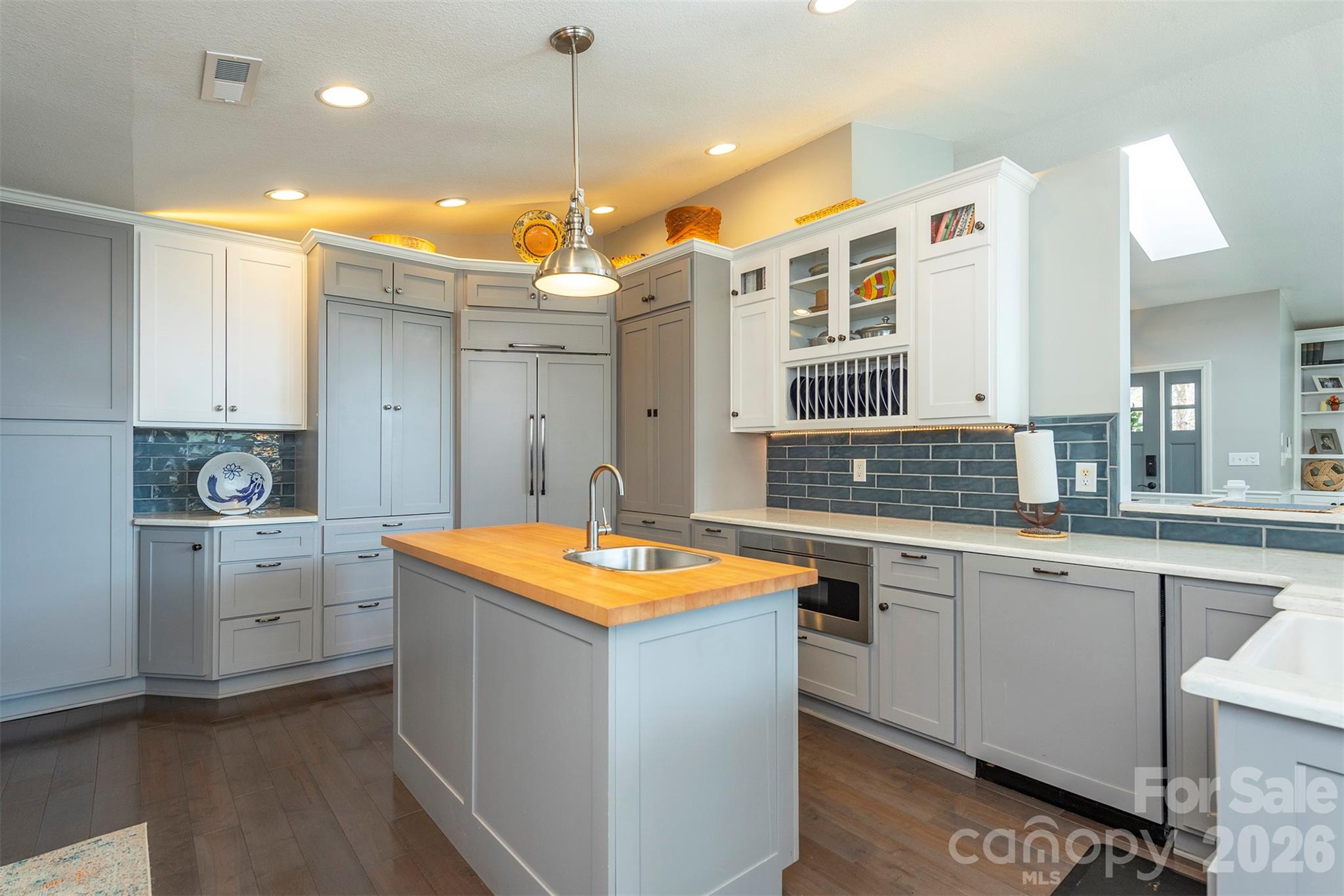 Rumbling Bald on Lake Lure - Residential