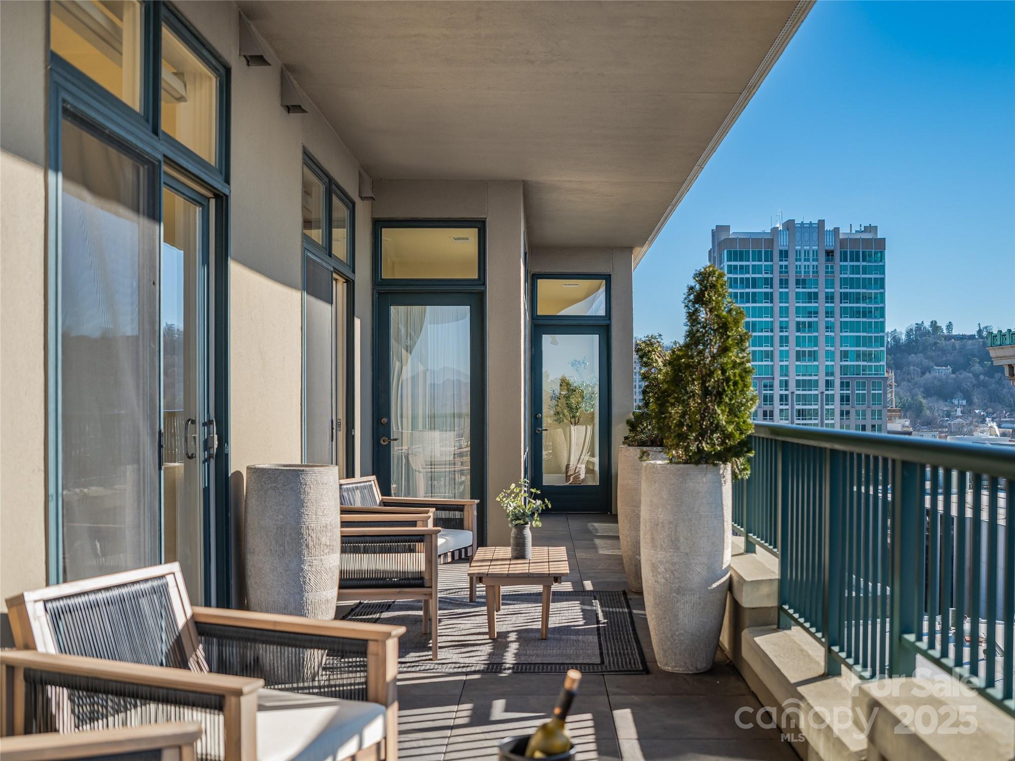 Battery Park Condominiums - Residential