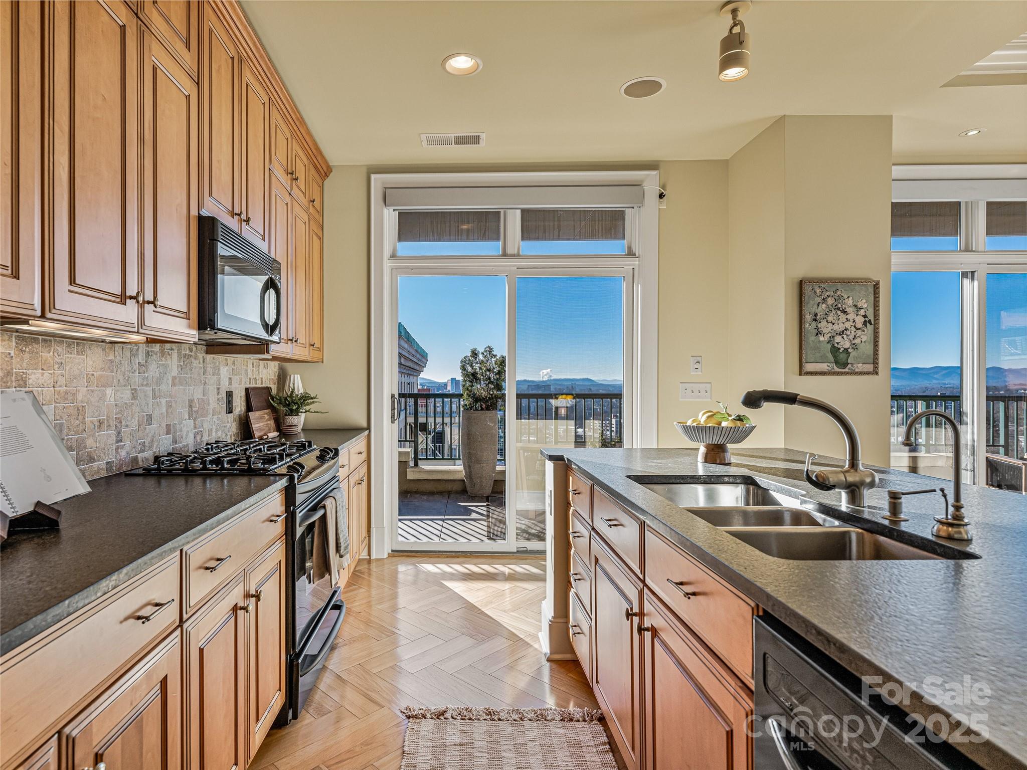 Battery Park Condominiums - Residential