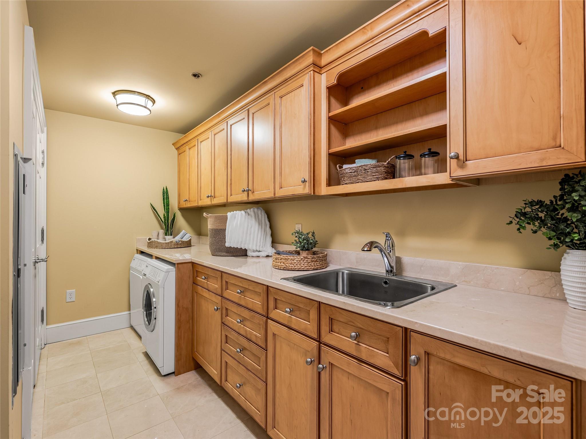 Battery Park Condominiums - Residential