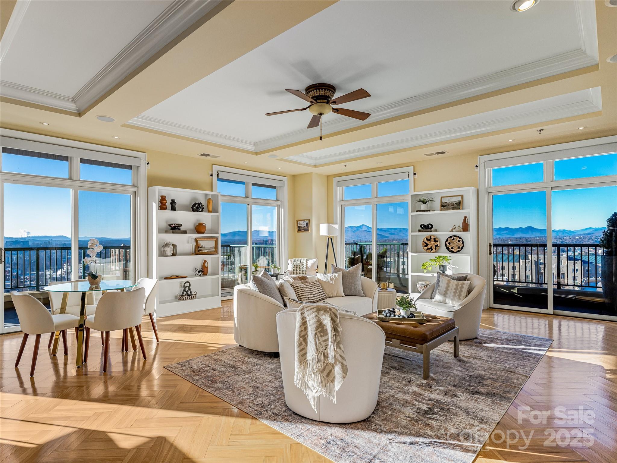 21 Battery Park Avenue 702