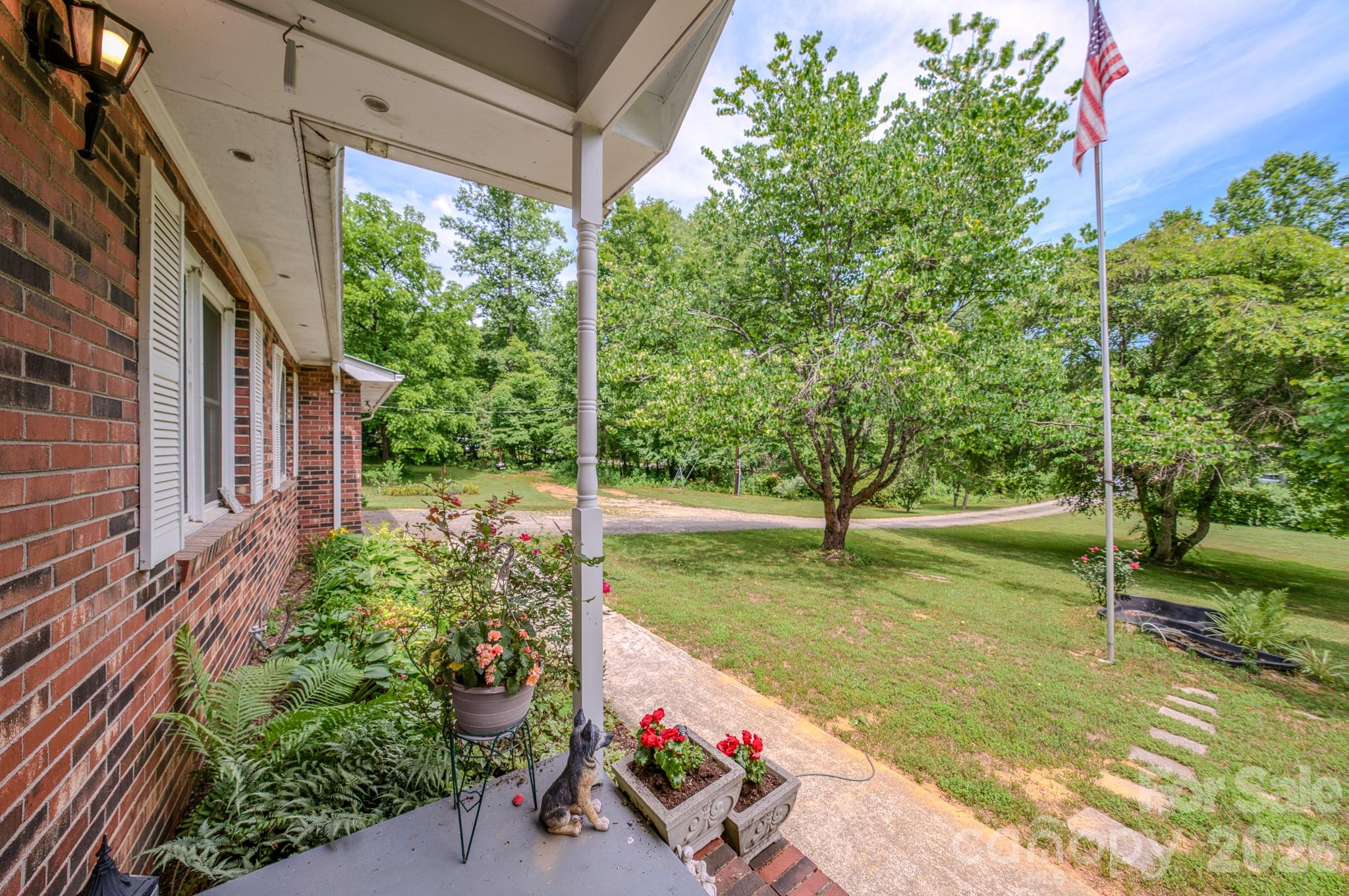 287 Robertson Drive