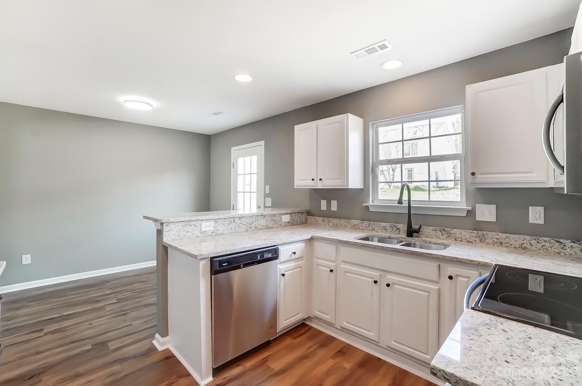 Peachtree Hills - Residential