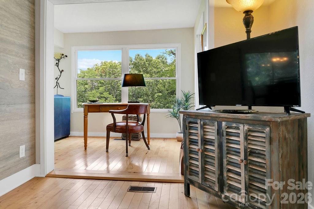 Connestee Falls - Residential