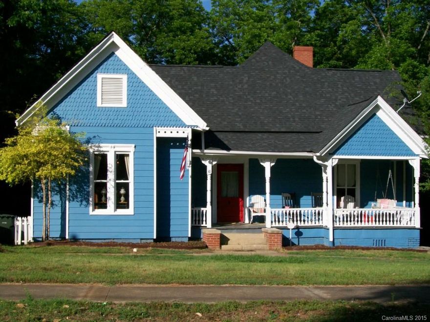 Located in Historical District. Well maintained 3 Bedroom 2 Bath home. Master suite on lower level with jacuzzi & shower and it's own porch area. Fireplaces. New 4 ton Gas pack, roof 3 yrs old. Rocking chair front porch, sun room, laundry closet and deck. Priced to sell!!!