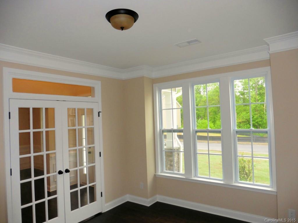 Lake Ridge - Residential