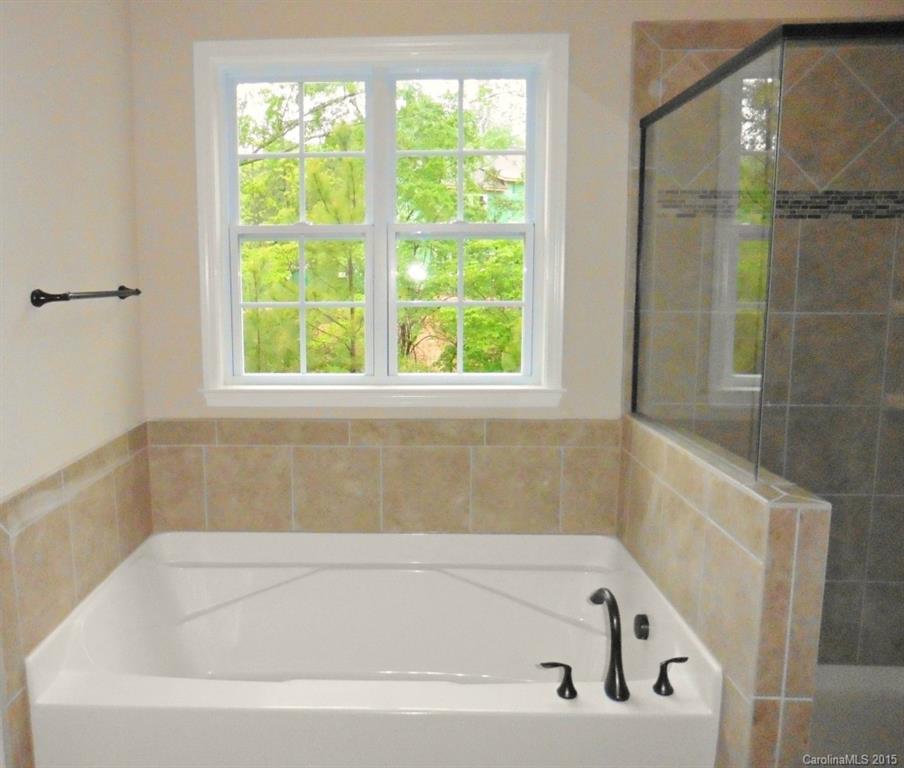 Lake Ridge - Residential