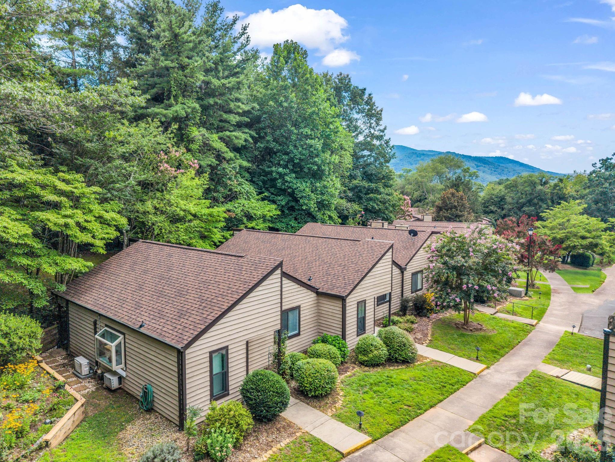 7 Woodlands Drive