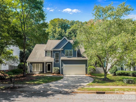Photo of 4138 Beauvista Drive, Charlotte, NC 28269 (MLS # 4433728)