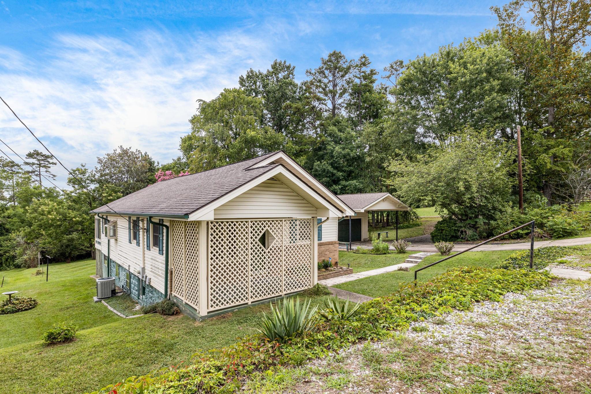 141 Macedonia Road