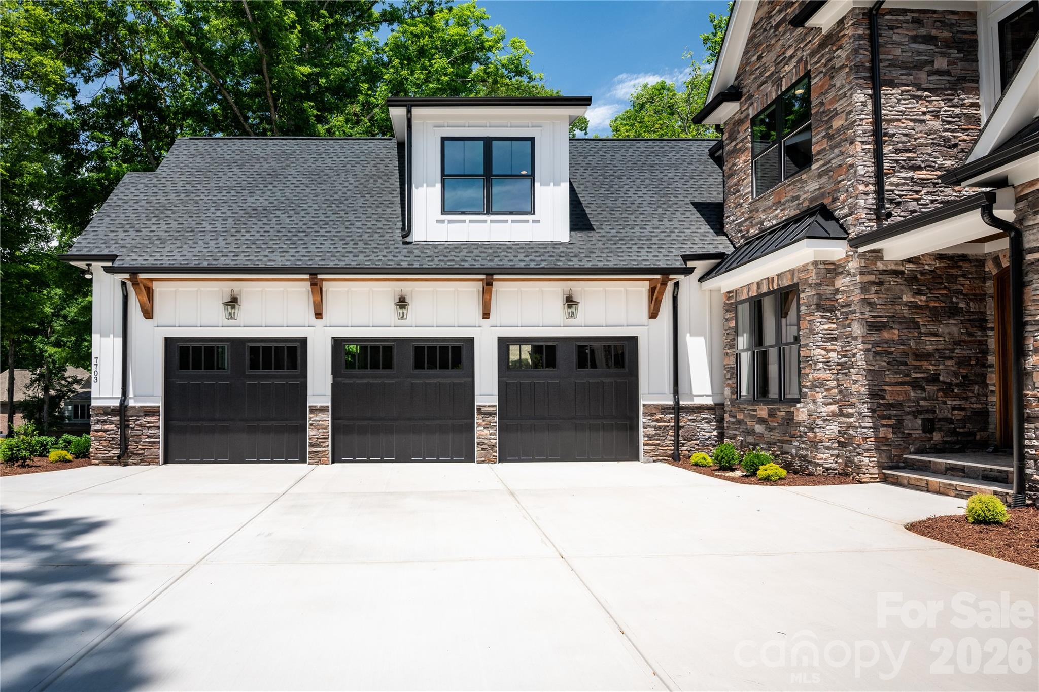 7583 Cottonwood Drive