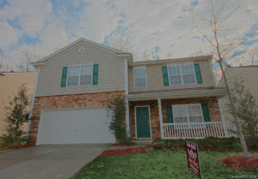 Extremely spacious home located near Rocky River Rd and W T Harris. You will be close to all major sops and hospitals. This home features extra large walk in closets, an immense kitchen with lots of cabinets. All stainless steal appliances and a beautiful back yard.
Linving place features a fireplace that will keep your guest warm. In general this house has an all open floor plan wich you will enjoy a lot, bring your guest home. A must see home.