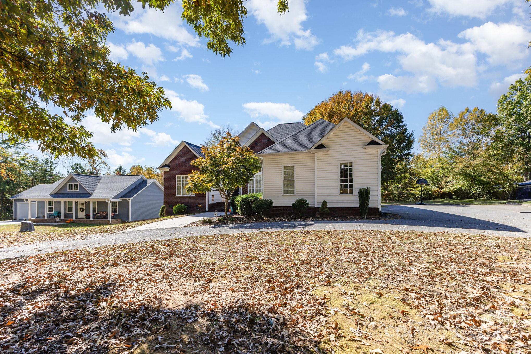 324 Old Hardin Road