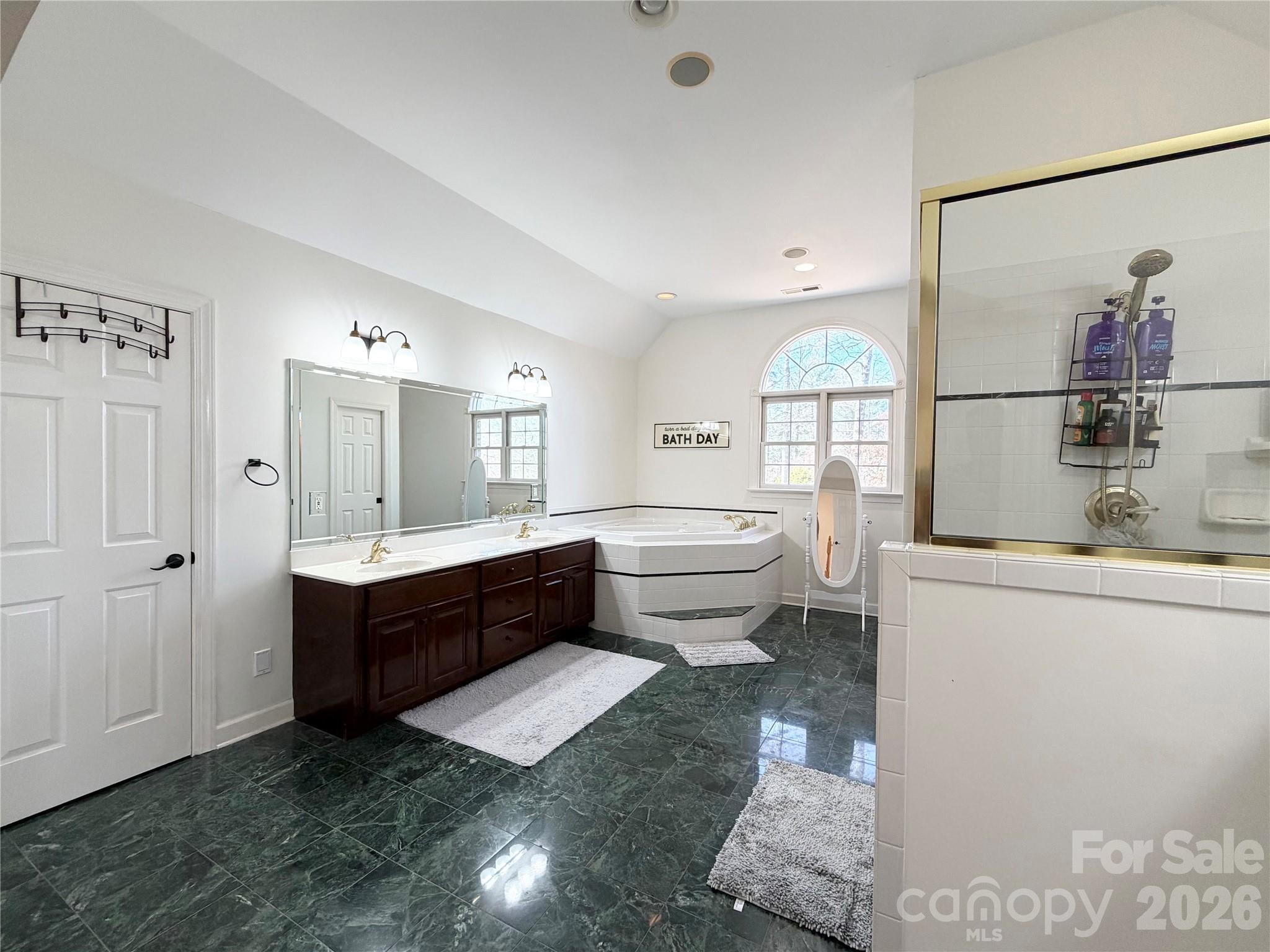 Stonecroft Estates - Residential