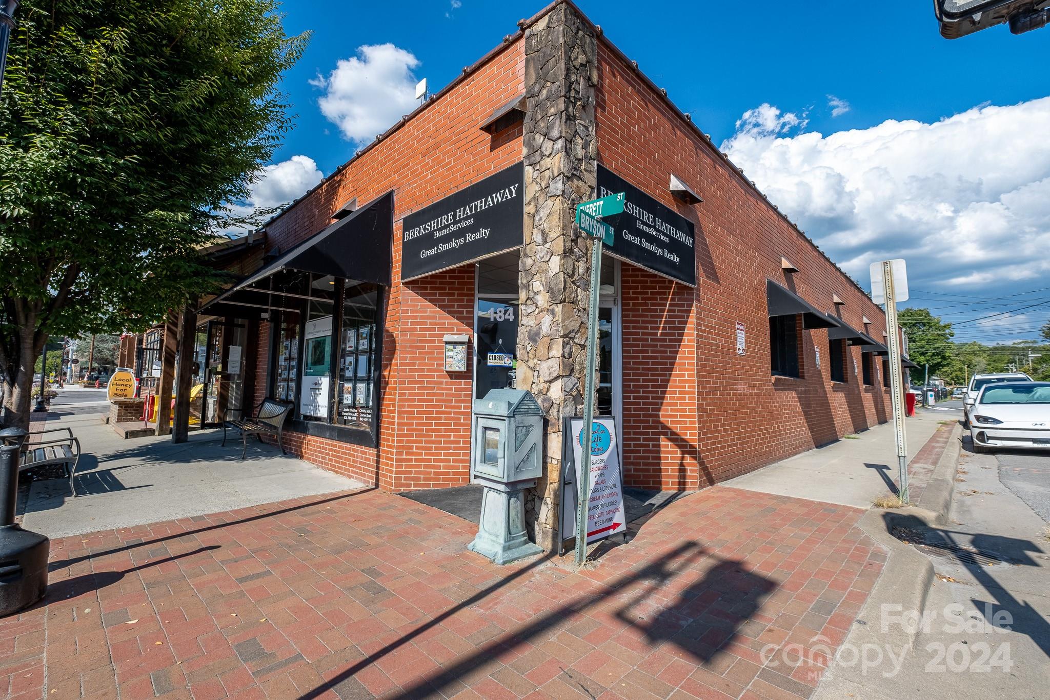 Bryson City, North Carolina 28713, United States, ,Commercial,Active,40017