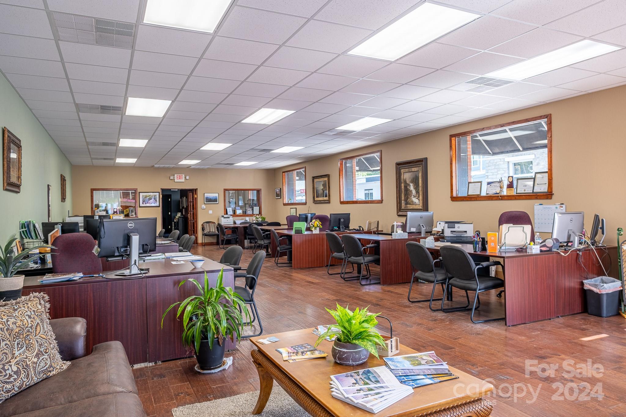 Bryson City, North Carolina 28713, United States, ,Commercial,Active,40017