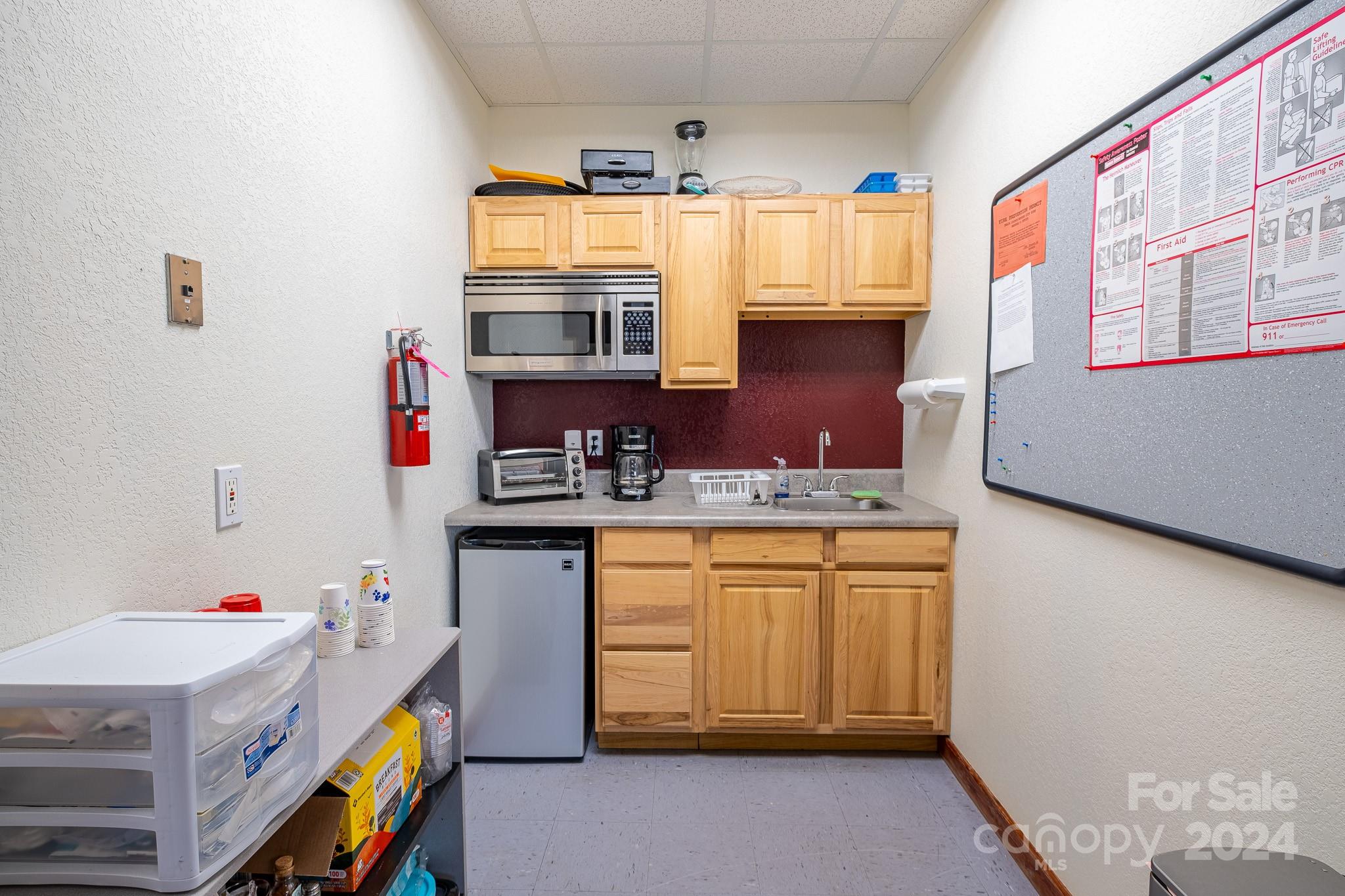 Bryson City, North Carolina 28713, United States, ,Commercial,Active,40017