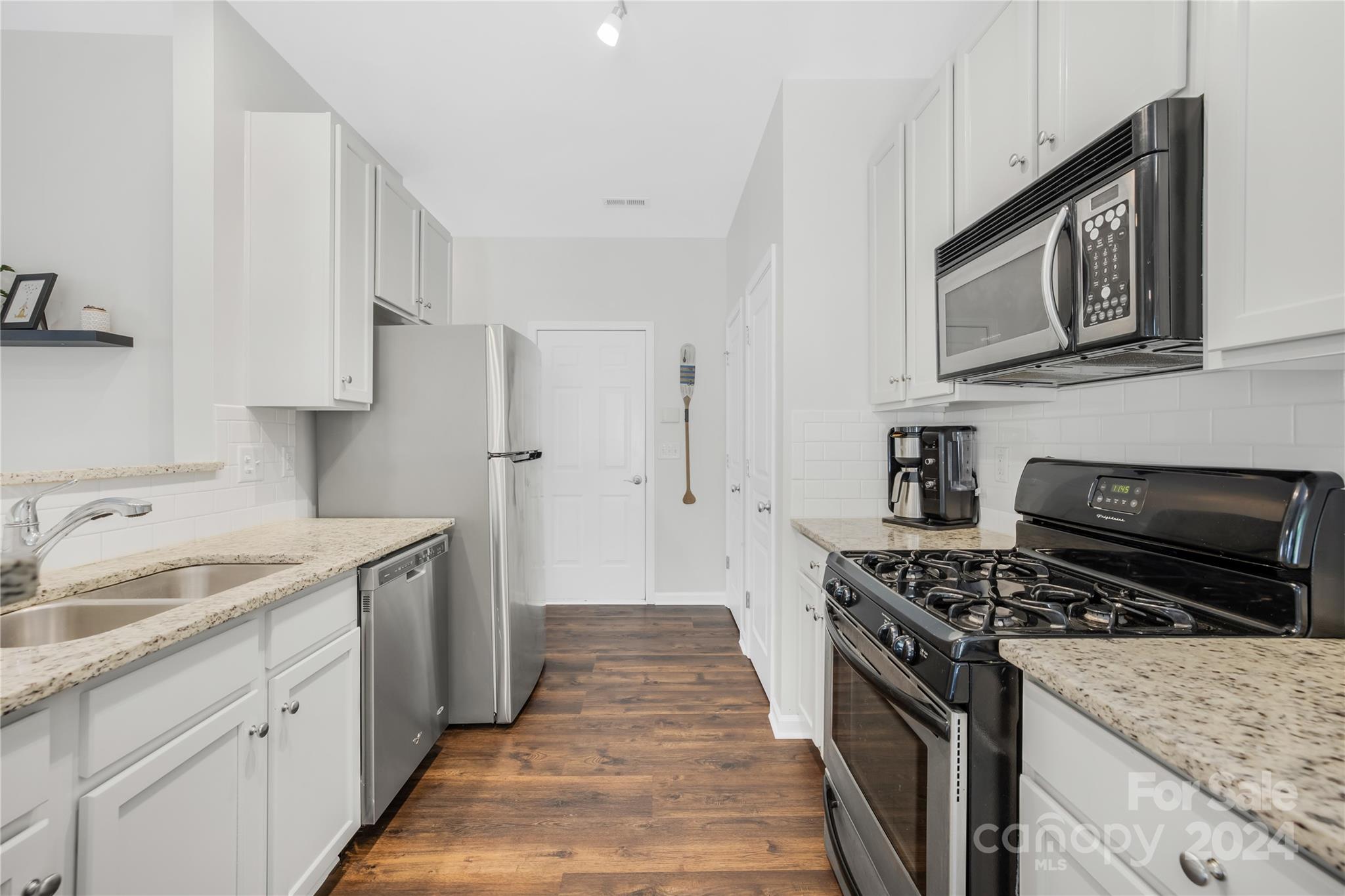 Waterstone - Residential