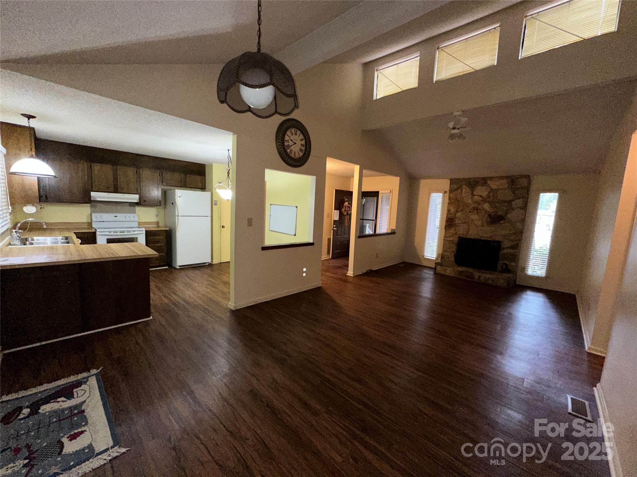 5301 Dawndeer Lane