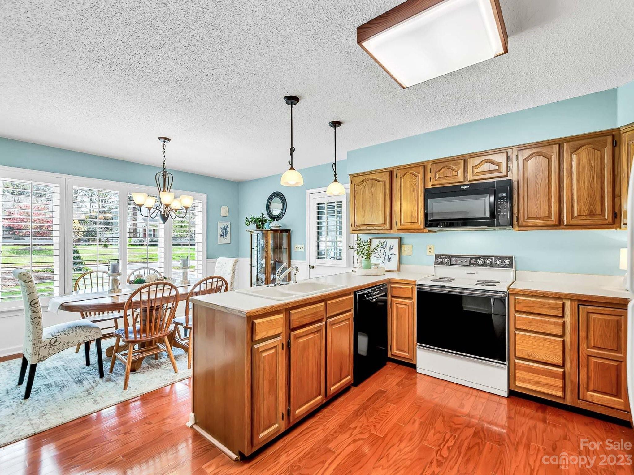 Milford Knoll - Residential