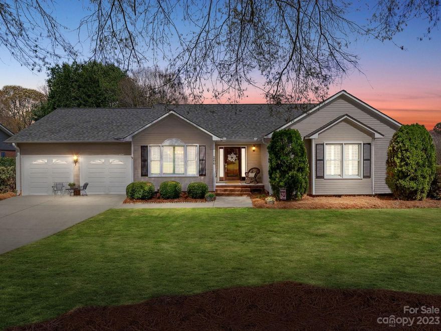 **THIS ONE IS SPECIAL*** !! YOU WON'T BELIEVE HOW GREAT THE NEIGHBORHOOD IS !!  Milford Knoll is Salisbury's "Hidden Gem" It’s hard to describe how good the location is & how good the people are for this neighborhood. This home has elegant flair, wood floors, masonry fireplace, screen porch & 2 car garage with storage.  You’ll love the Wood Floors, Masonry Fireplace, Screen Porch, Plantation Blinds, EASY floor plan, 3 Bedrooms, 2 Full Bathrooms, & TREX Patio.  2 Car garage with NEW insulated garage doors with AUTOMATIC OPENER.  Very Few Steps this HOME is EASY to LIVE YOUR BEST LIFE & just watch the wind blow by!  You'll also enjoy grilling patio with built in swing & pergola.  Very few if any rental homes in this neighborhood & prideful owners create an idealic place to LIVE.  NO HOA or dues to pay but developer CCR's in place to protect property owners.  Fences, pools, sheds allowed with approval.  Home has elegant flair, nice landscaping, & awesome neighbors.  Check it out TODAY!