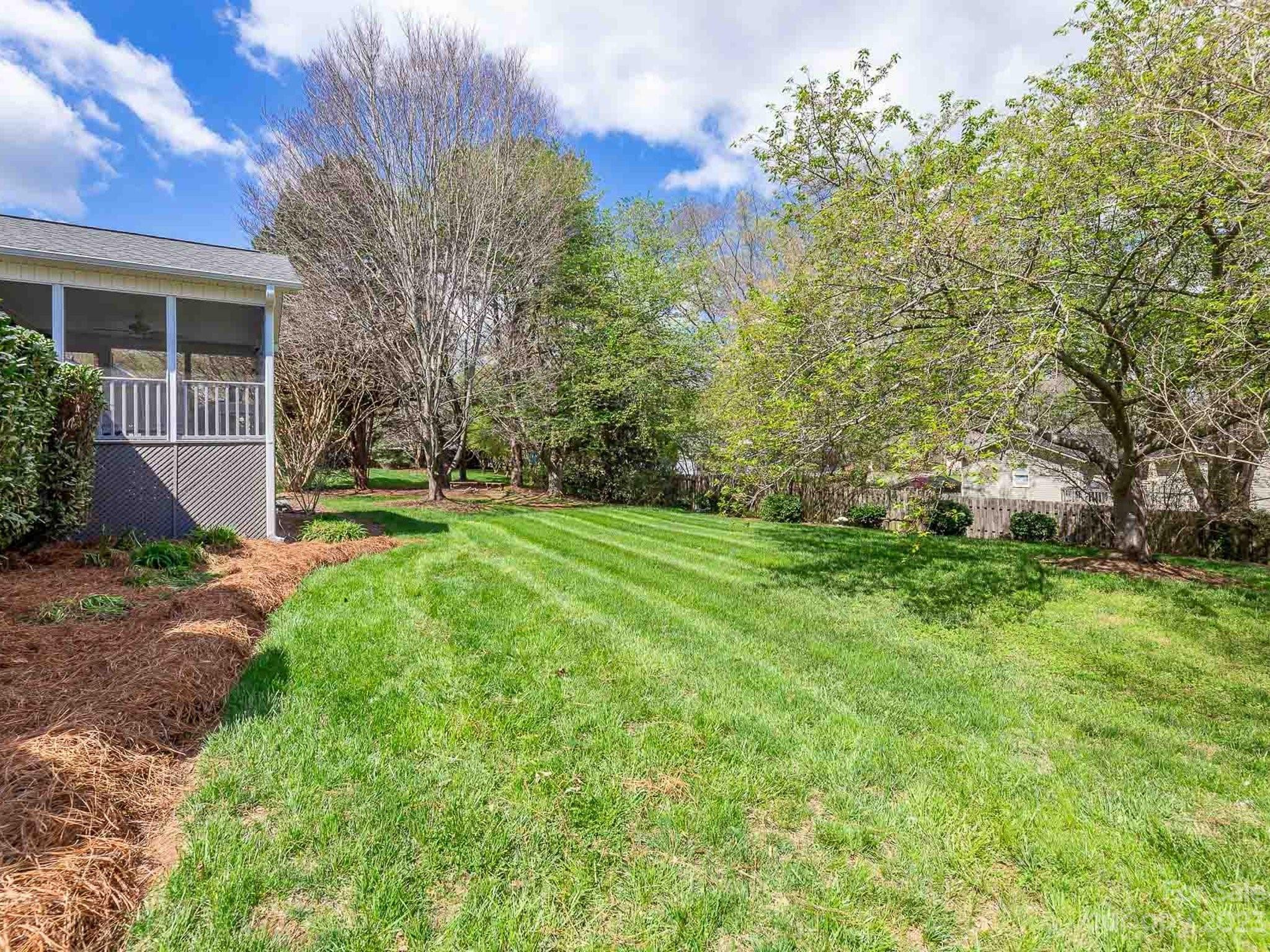 Milford Knoll - Residential