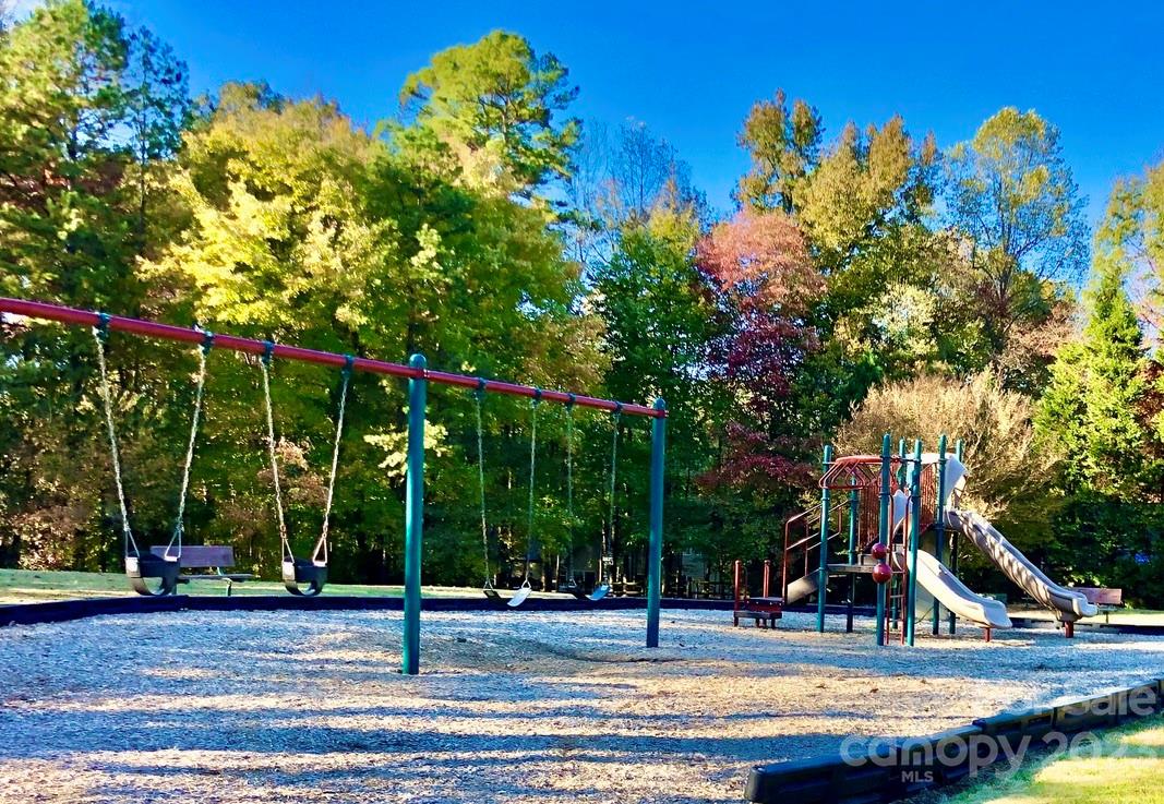 Milford Knoll - Residential