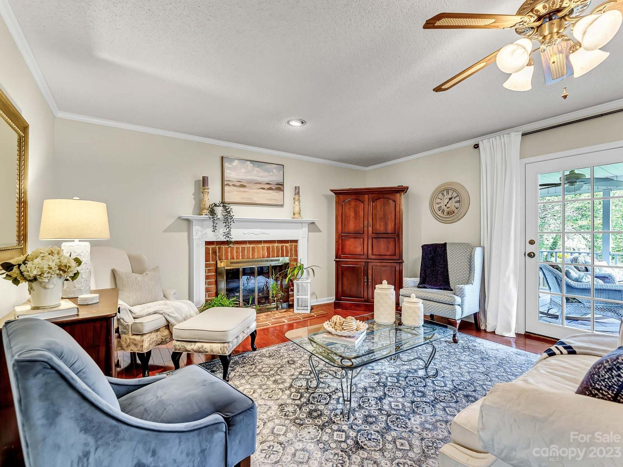 Milford Knoll - Residential