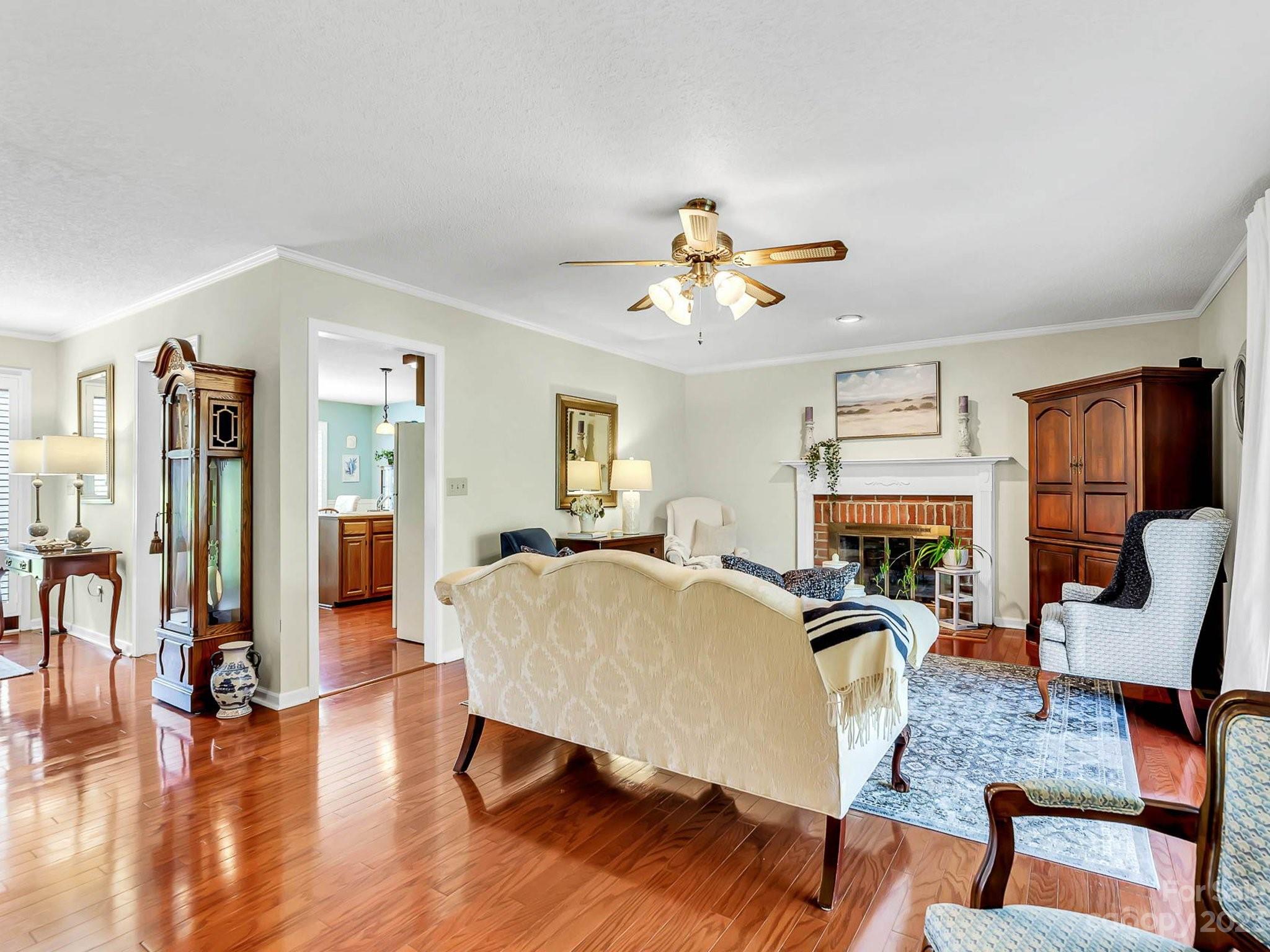 Milford Knoll - Residential