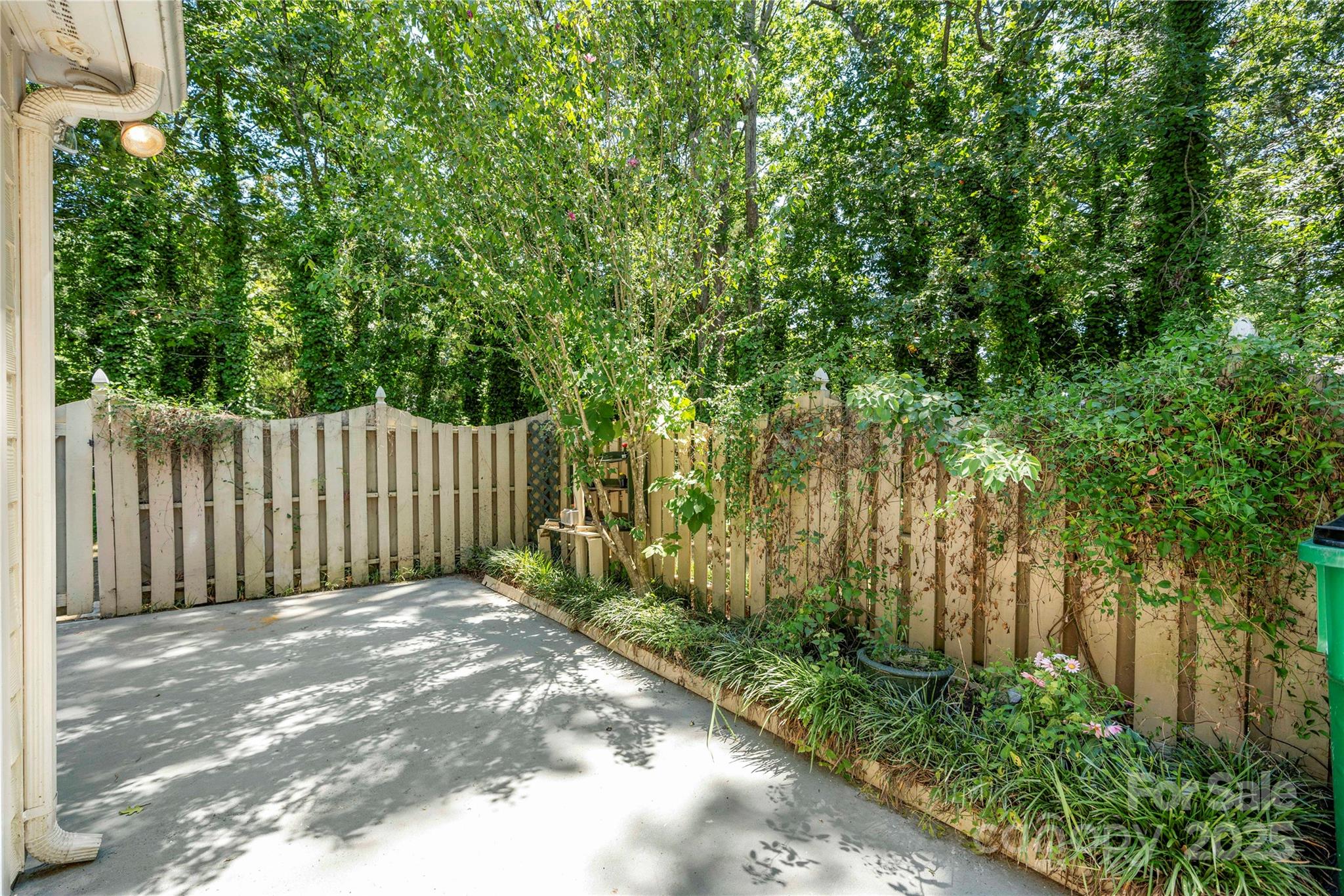 Renaissance on Carmel II - Residential