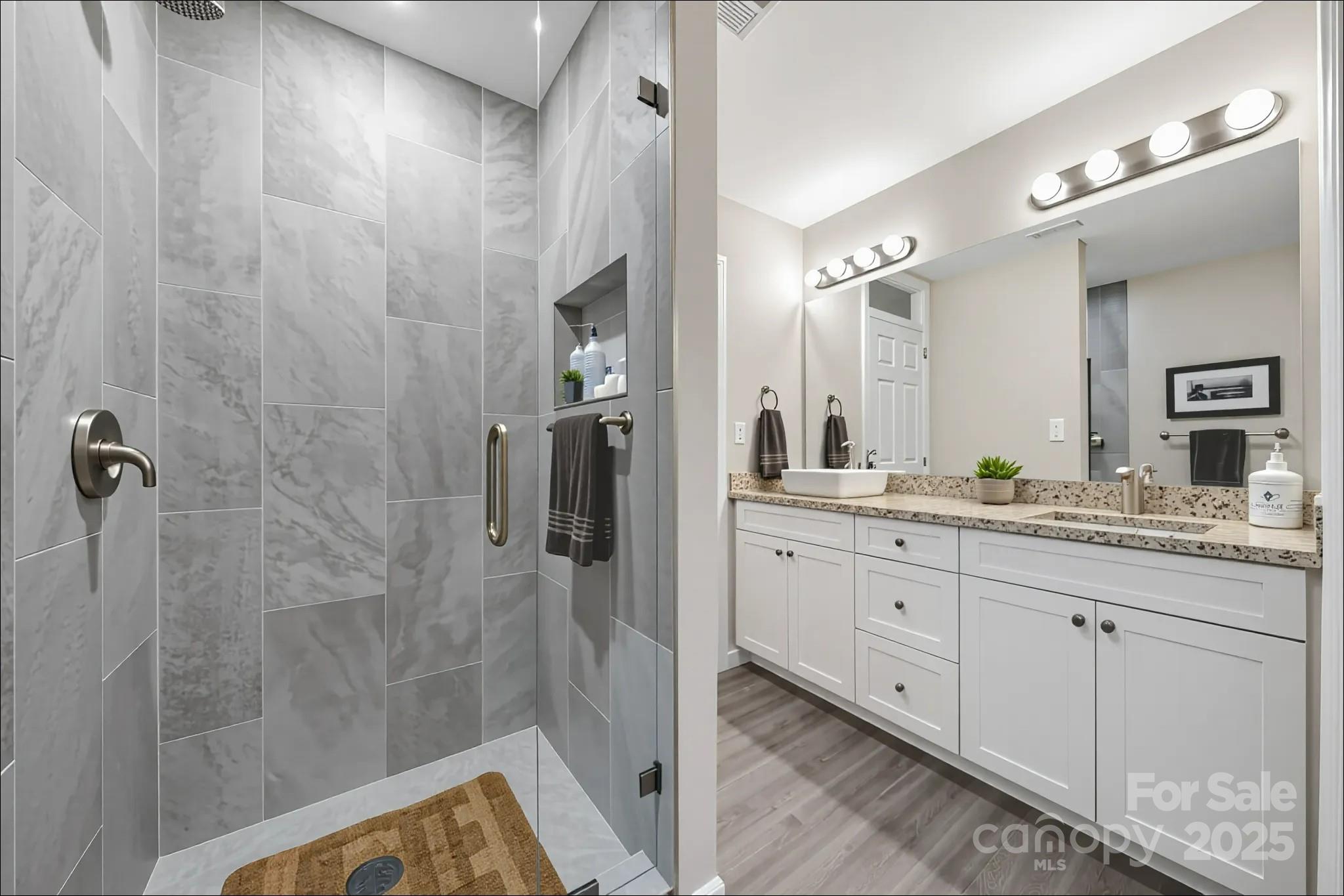 Renaissance on Carmel II - Residential