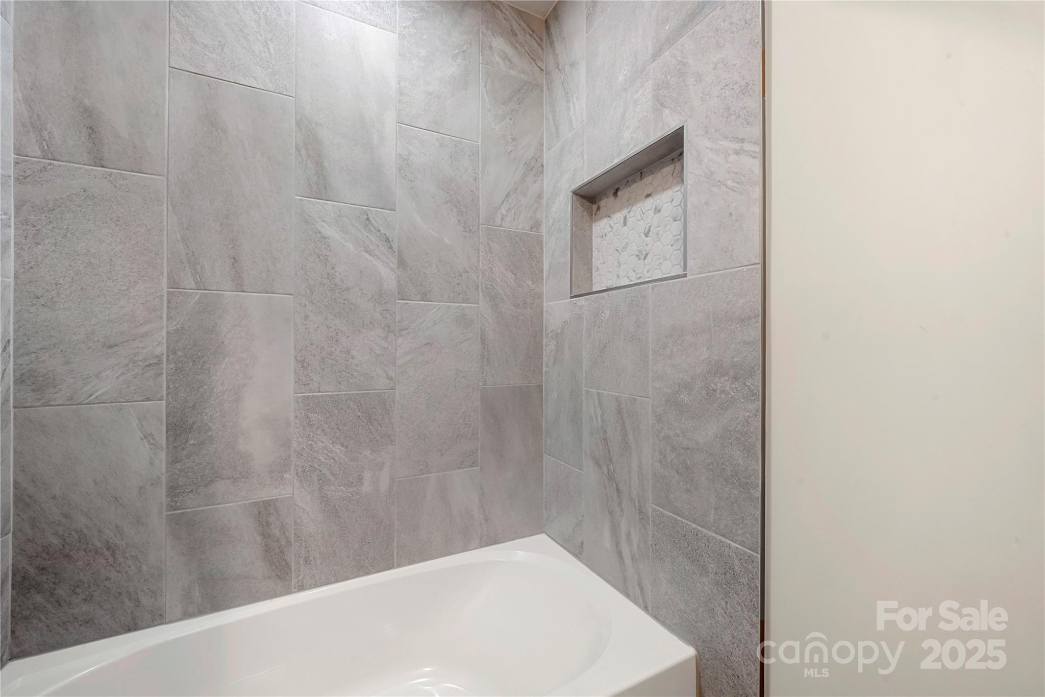 Renaissance on Carmel II - Residential