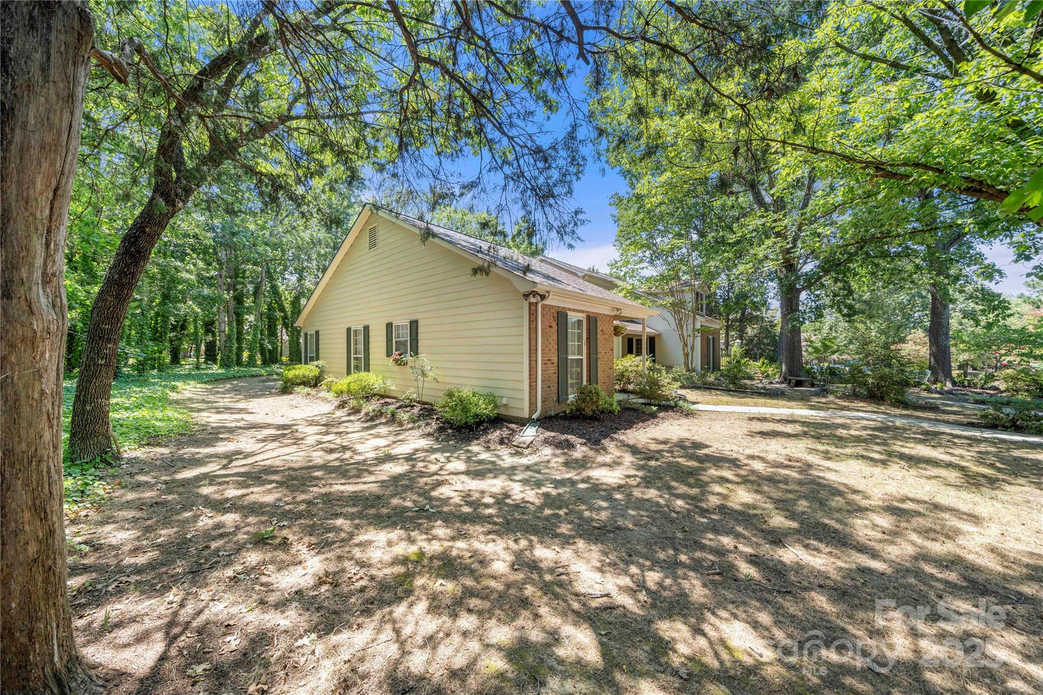 Renaissance on Carmel II - Residential