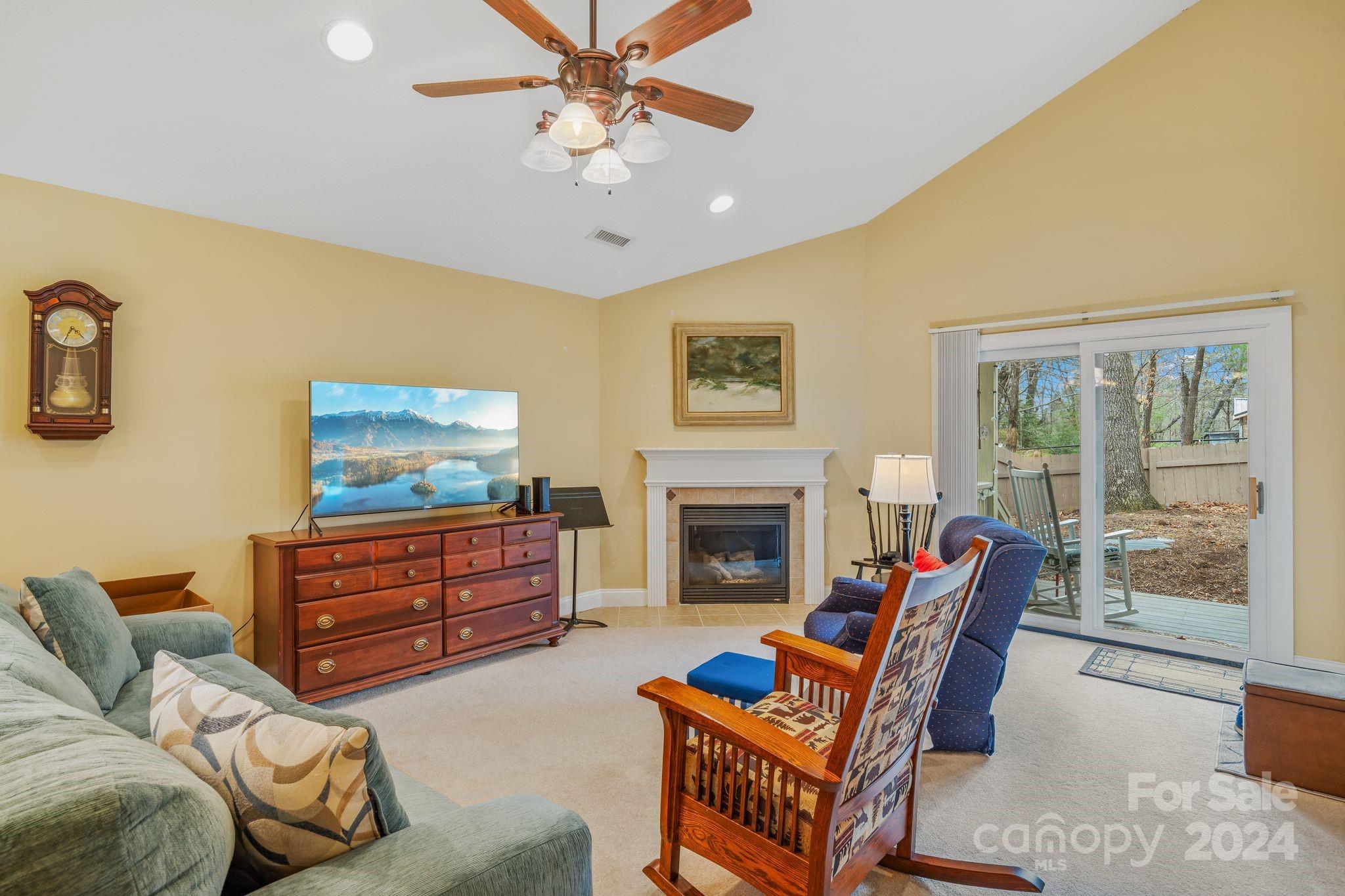 Rose Briar Townhomes - Residential