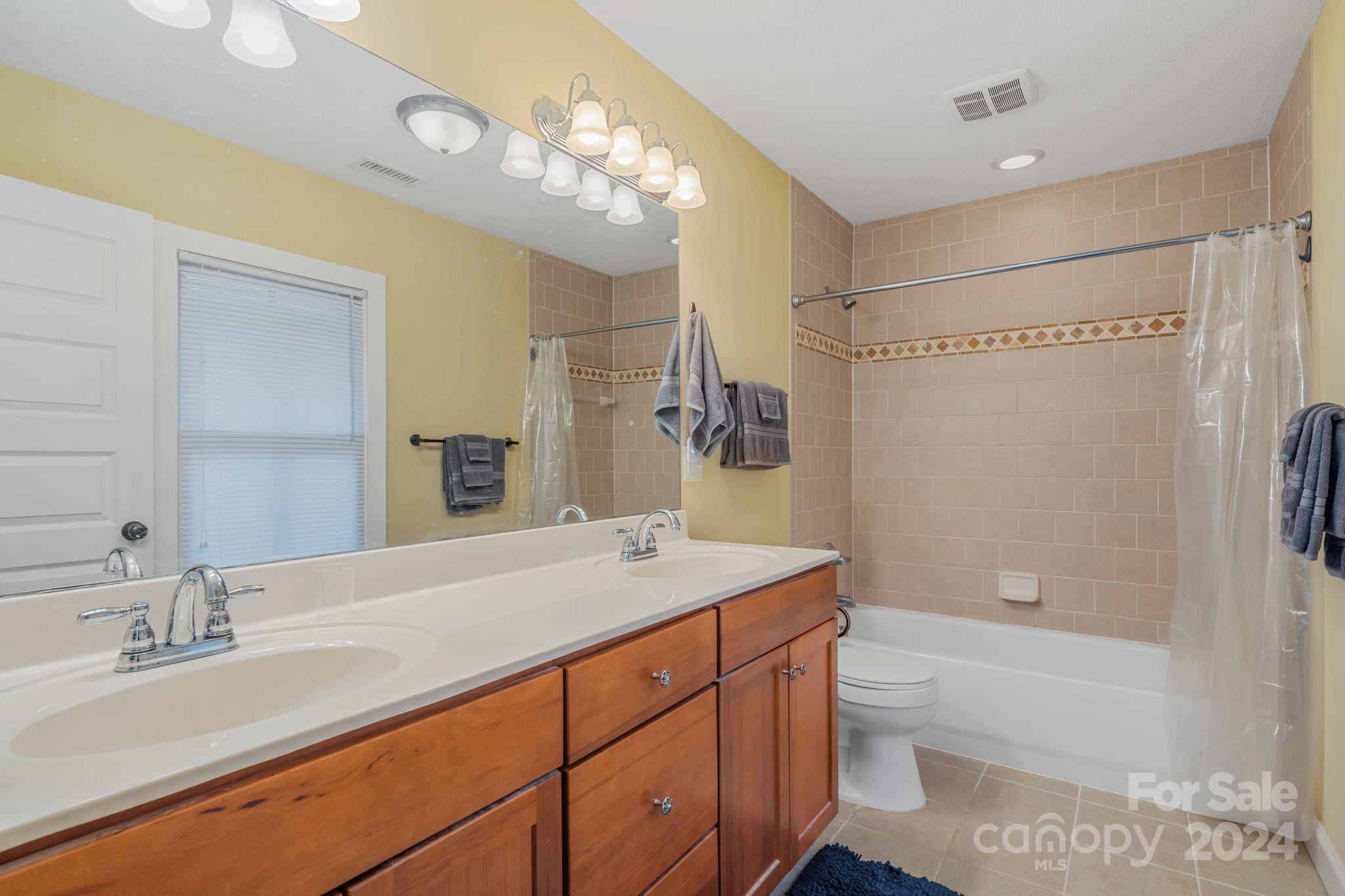 Rose Briar Townhomes - Residential