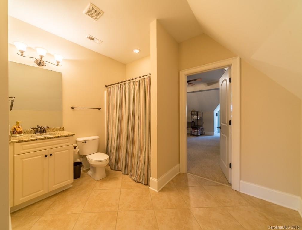 The Coves On River Oaks - Residential