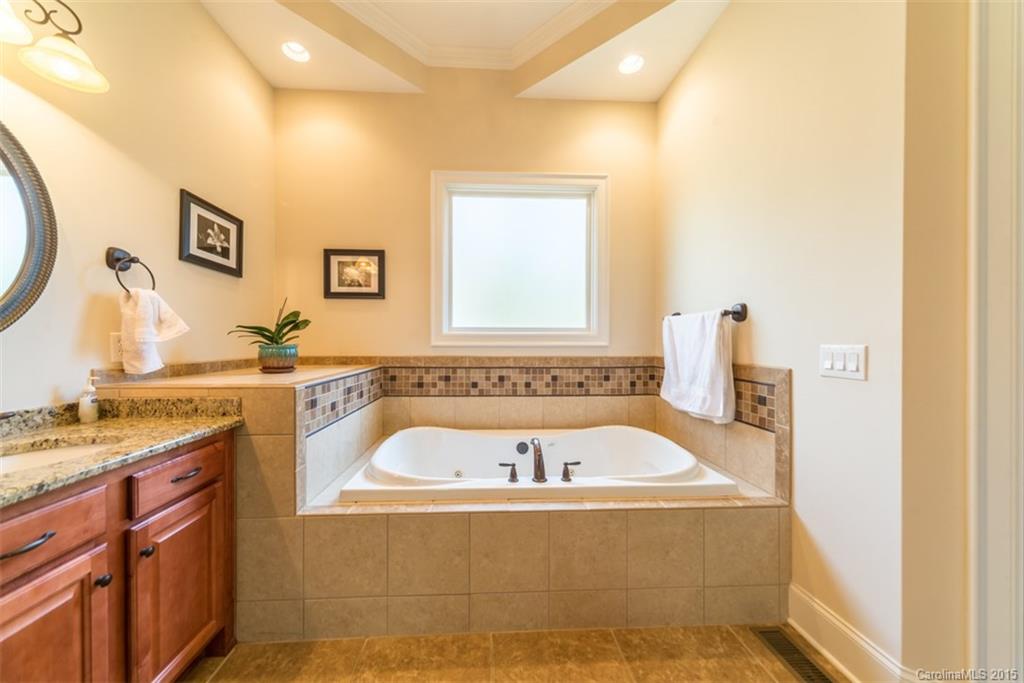 The Coves On River Oaks - Residential