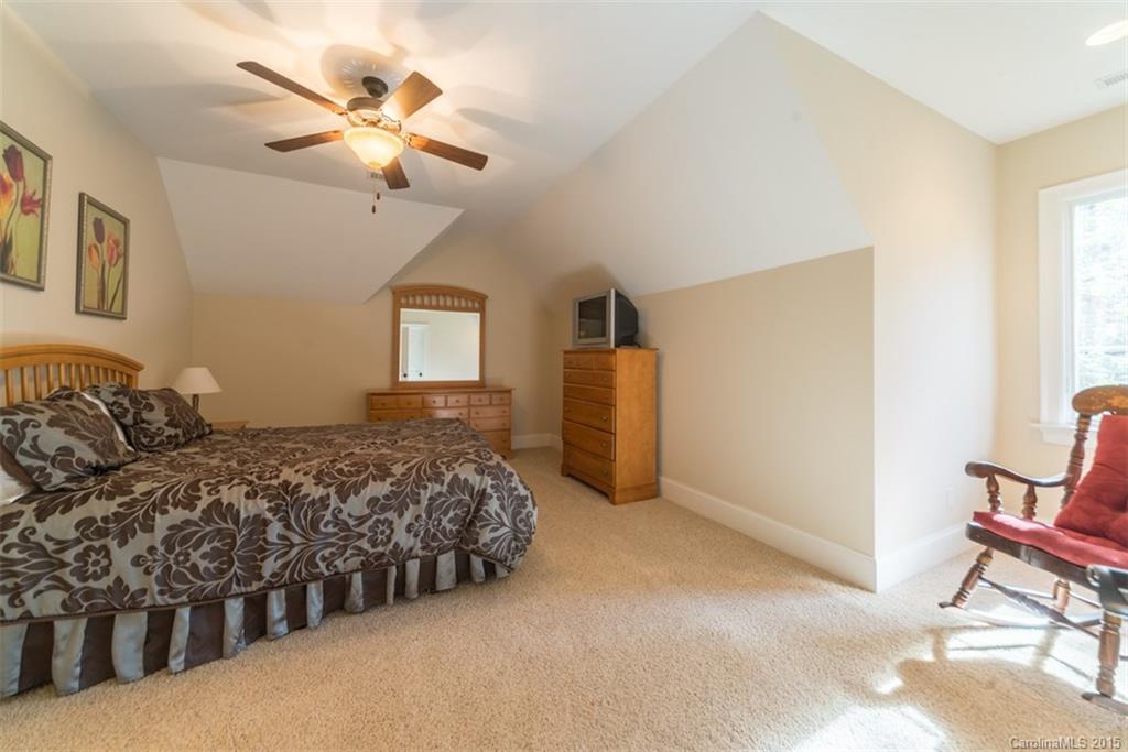 The Coves On River Oaks - Residential