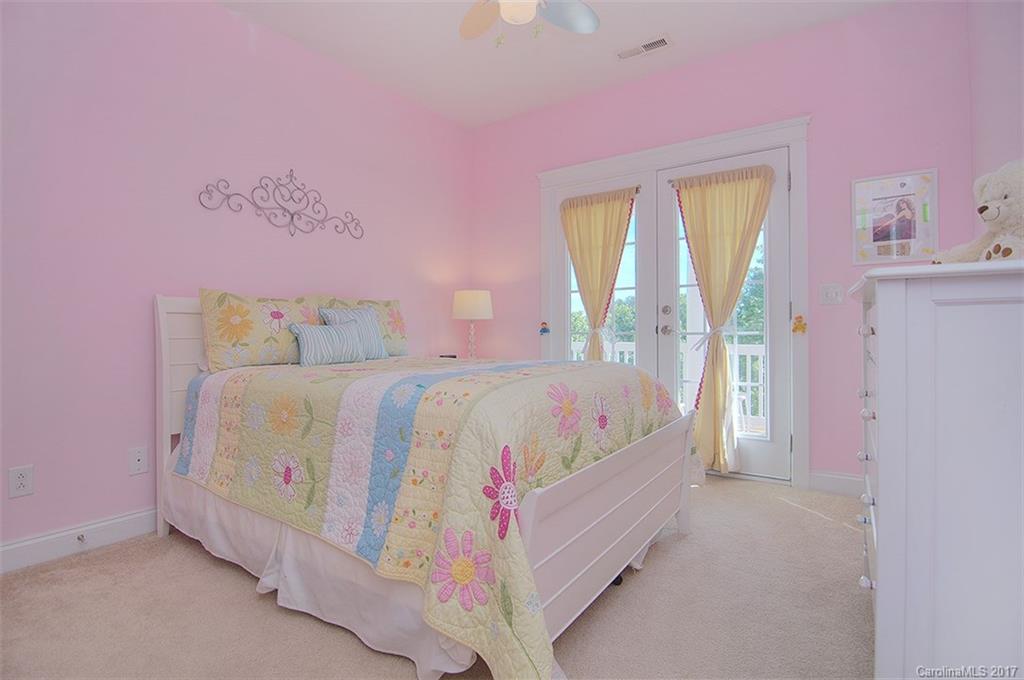 Lake Shore - Residential