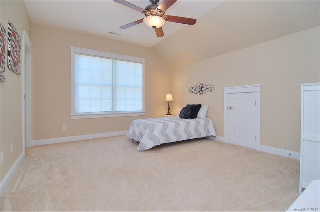 Lake Shore - Residential